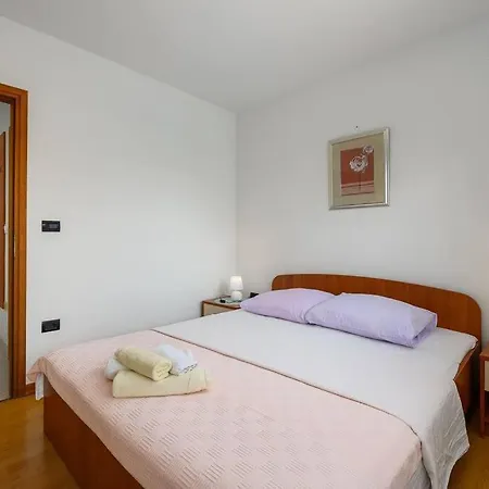 Spacious Veronika