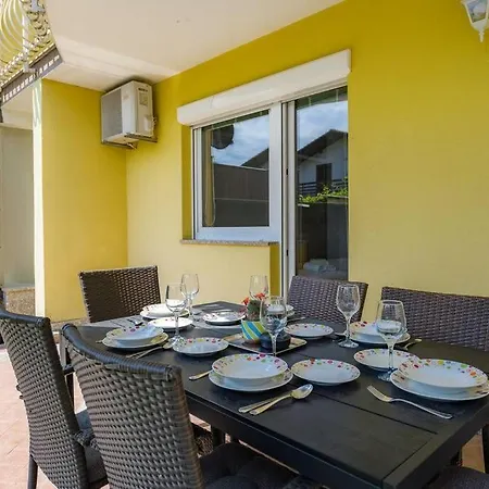 Spacious Veronika * Zambratija (Istria)